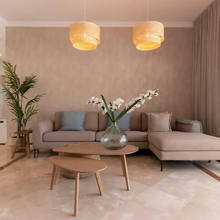 Paraiso Pueblo Deluxe Family Pools Gym Estepona