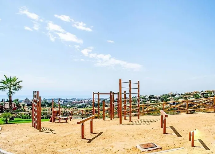 Paraiso Pueblo Deluxe Family Pools Gym アパート