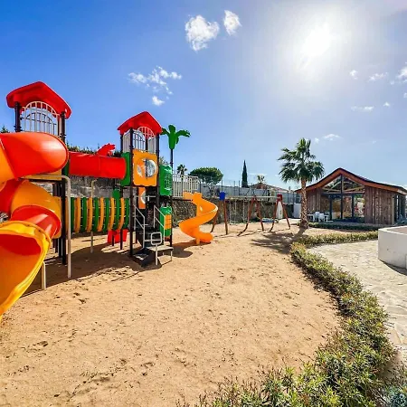 Paraiso Pueblo Deluxe Family Pools Gym Apartmán Estepona