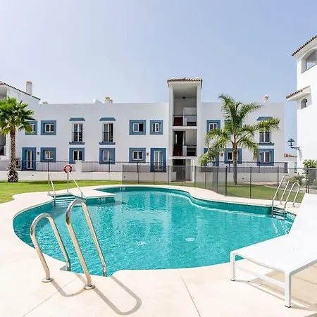 Paraiso Pueblo Deluxe Family Pools Gym Apartmán